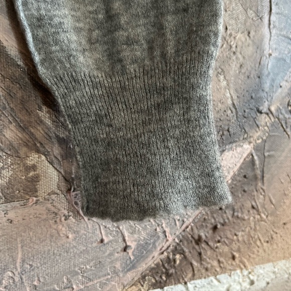ZADIG & VOLTAIRE Girls Cashmere “KARMA” Sweater - Picture 7 of 16